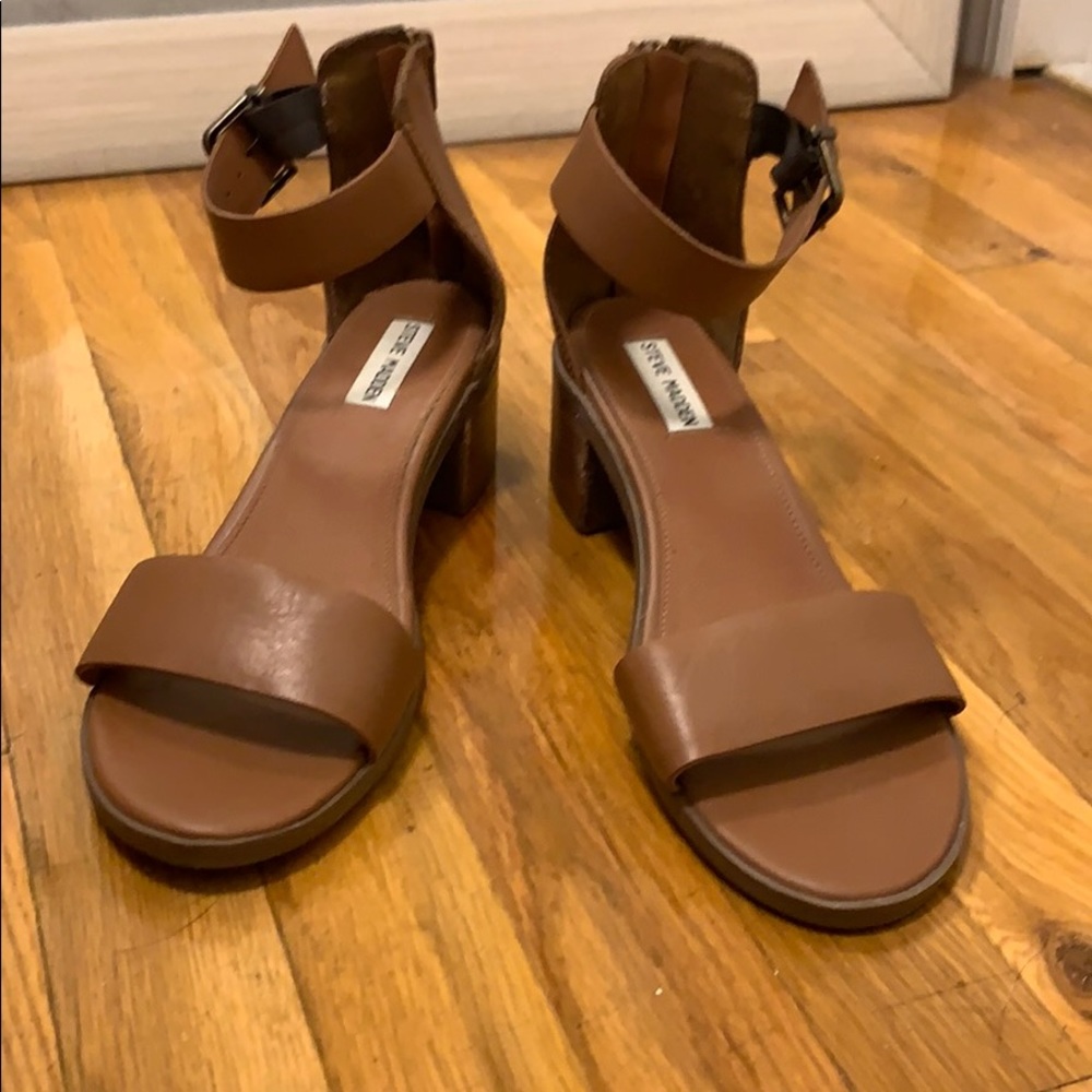 Steve Madden Sandals!